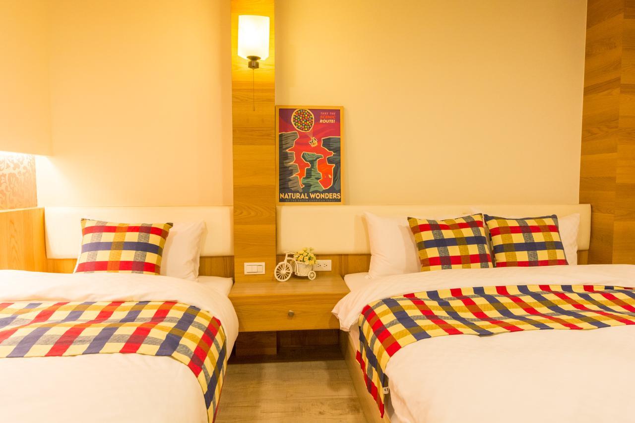 W Hostel Đài Nam Ngoại thất bức ảnh