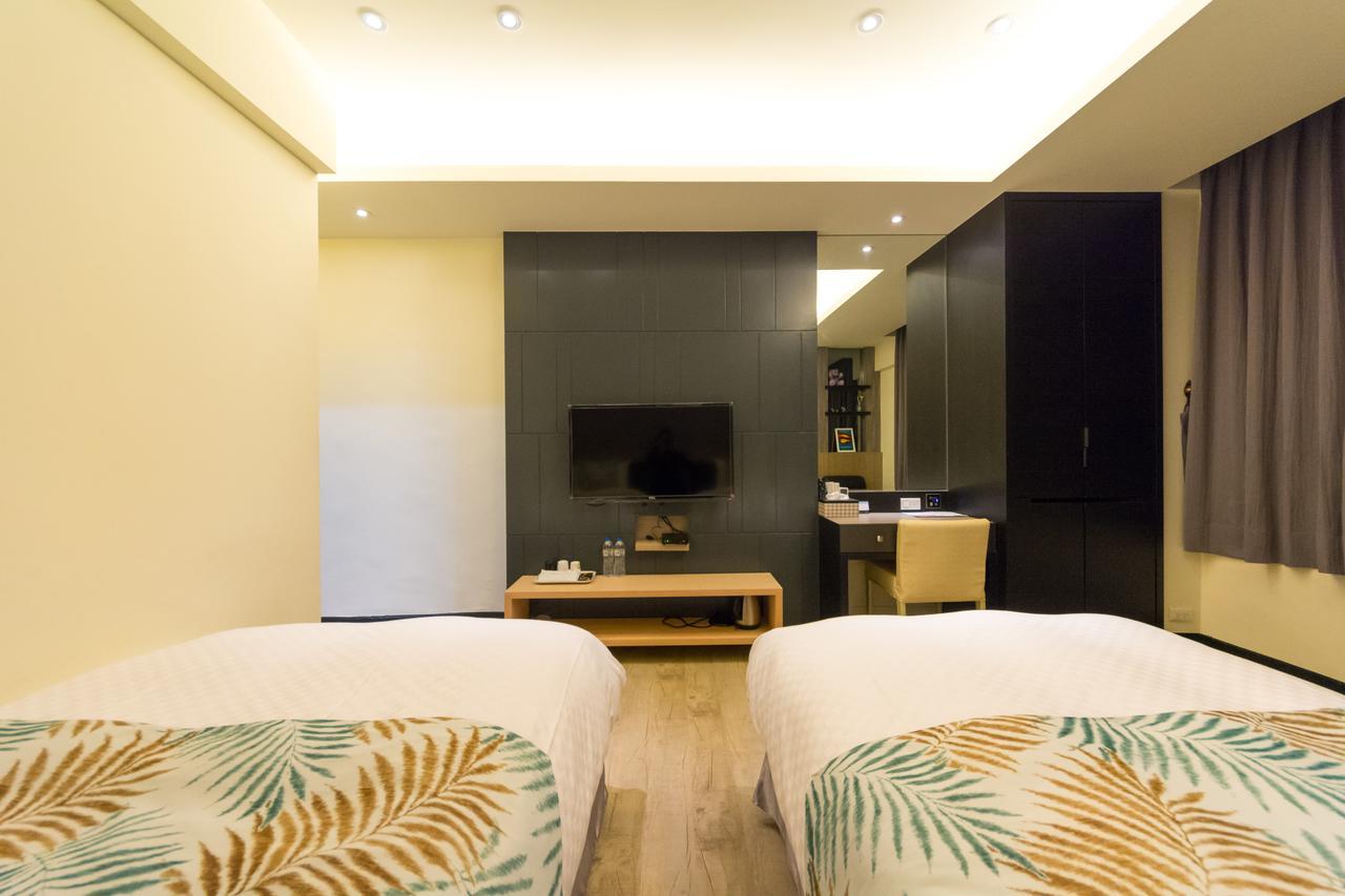 W Hostel Đài Nam Ngoại thất bức ảnh