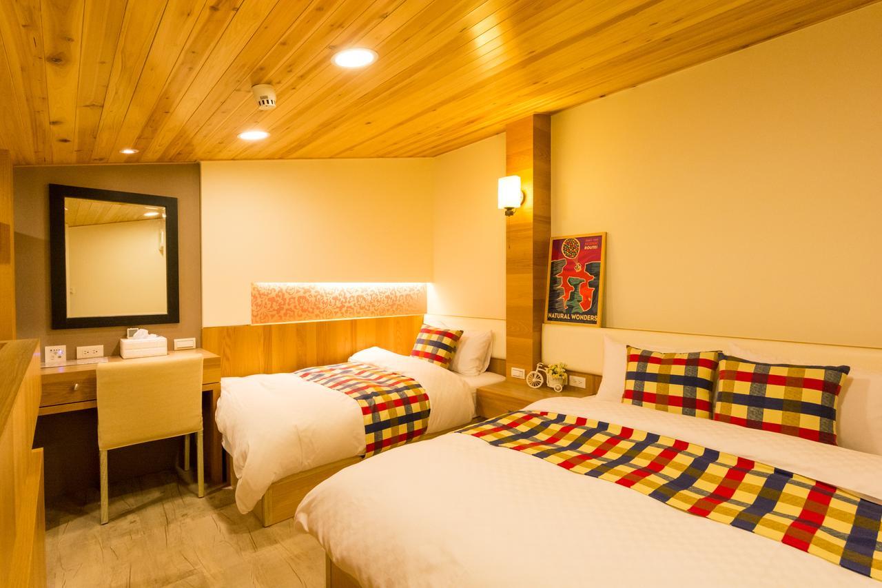 W Hostel Đài Nam Ngoại thất bức ảnh