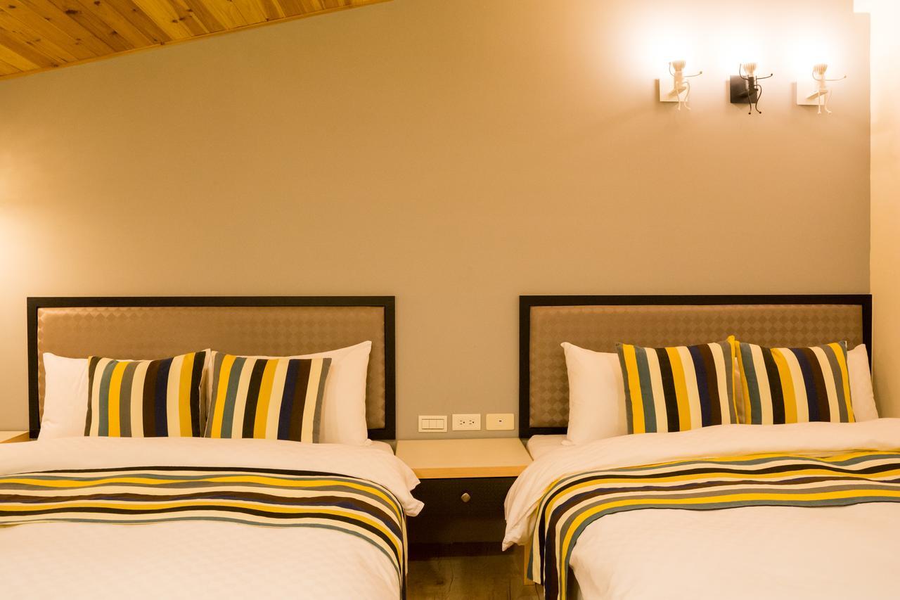 W Hostel Đài Nam Ngoại thất bức ảnh